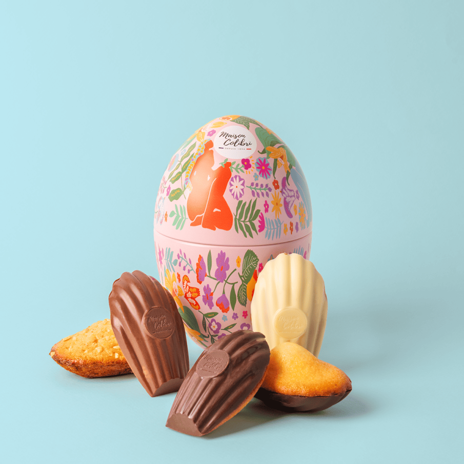 Oeuf de Pâques Rose - Un oeuf rempli de madeleines coques chocolat